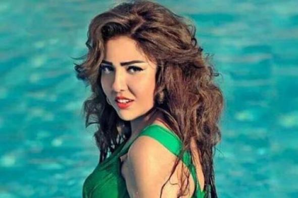 صور- مي كساب تحفل بعيد ميلادها وسط زوجها  أصدقائها