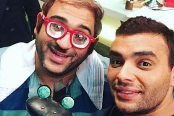 بالفيديو- رامي صبري يرد على اتهامات تقليده لعمرو دياب بطريقة ساخرة