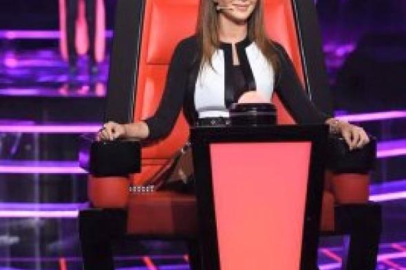 بالفيديو - نانسي عجرم بالأحمر في إعلان The Voice Kids