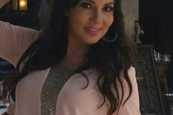 '' نخلقو السعادة'' جديد الفنانة المغربية فاطمة الزهراء العروسي