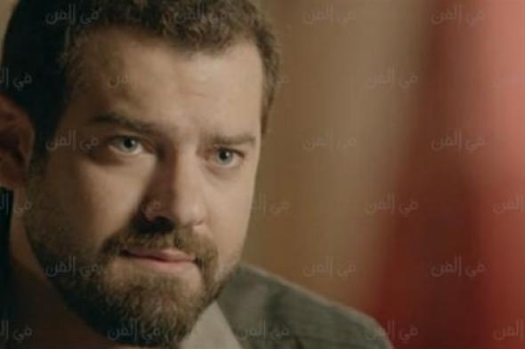 صورة- عمرو يوسف مع عائلته في عيد ميلاده