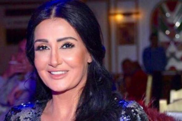 صورة- غادة عبد الرازق في كواليس "اللي اختشوا ماتوا"