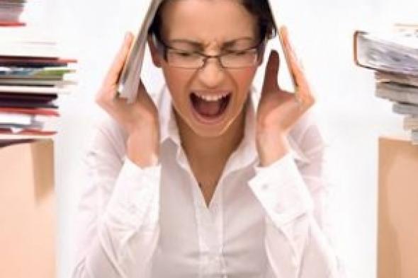 النساء اللاتي يتلقين أجورا أقل من الرجال الأكثر إصابة بالاكتئاب