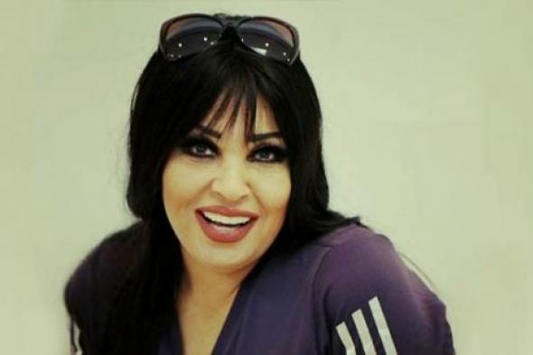 بالفيديو- ظهور الفنانة المعتزلة شريفة فاضل بسبب رقص فيفي عبده