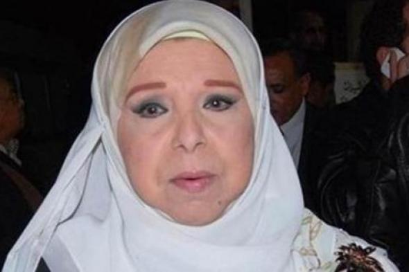 مديحة حمدي تبكي بعد تكريمها: سعيدة بتكريمي على قيد الحياة