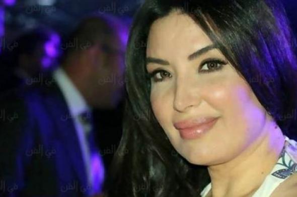 صورة- عبير صبري تشكر ضباط الشرطة على هذا الموقف