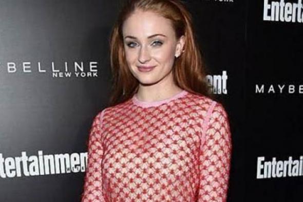 صوفي تيرنر تكشف عن تحول "سانسا ستارك" في Game of Thrones: ستنتزع الهيبة التي تستحقها
