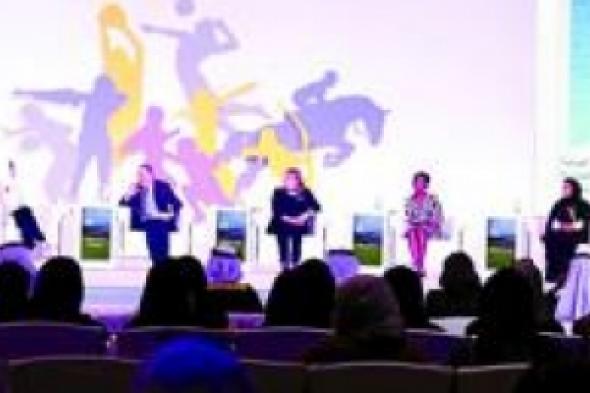 ختام ملتقى الإعلاميات الرياضيات الأول بالشارقة