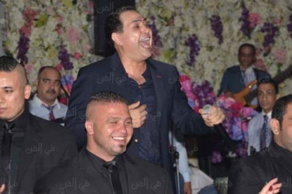 ثورة مصوري الفوتوغرافيا على حكيم .. أكثر من 20 مصورا يشاركون في حملة لمنع حكيم من الغناء في الأفراح.. ويوضحون الأسباب