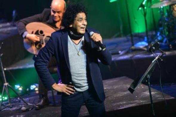 محمد منير يحي حفلا في جامعة القاهرة 26 فبراير
