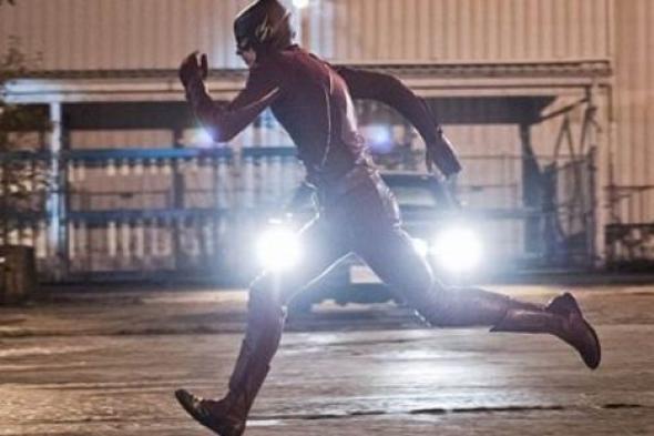 The Flash-لم تكن عودة موفقة إلى الأرض الأولى