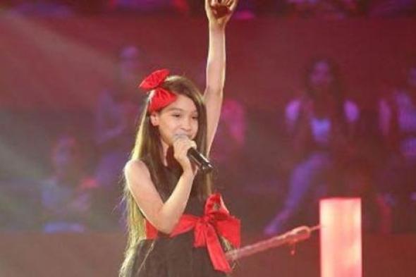 نانسي عجرم تقفز وتصرخ من إعجابها بجويرية.. وتامر حسني يعترف لطفلة The Voice Kids: بحبك