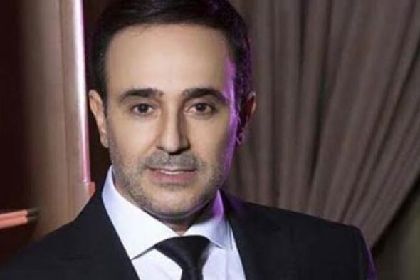 صورة- صابر الرباعي في زيارة لمدرسته