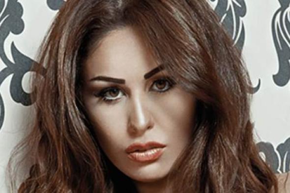 بالصور- مي سليم برفقه ابنتها في جلسة تصوير جديدة بمناسبة "عيد الأم"