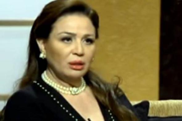 بالفيديو- إلهام شاهين: "مفيش فنان يقدر يستغني عن التجميل.. واللي يقول غير كده كاذب"