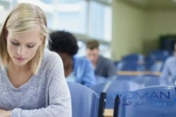 لماذا يتفوق الرجال على النساء في أداء الامتحانات؟