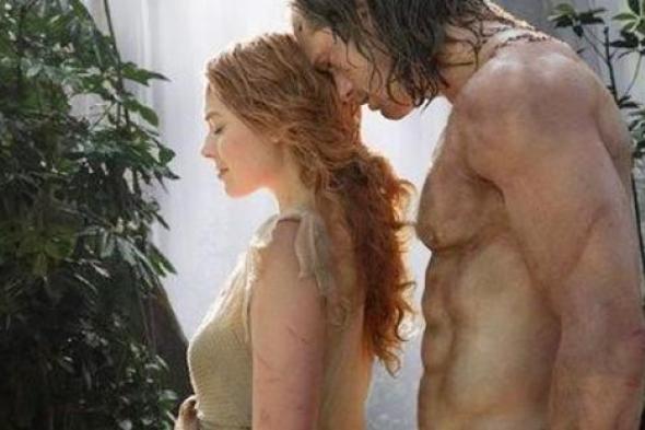 مارجوت روبي وجّهت لكمة لأليكساندر سكارسجارد أثناء تصوير مشهدهما الجنسي في فيلم Tarzan الجديد!