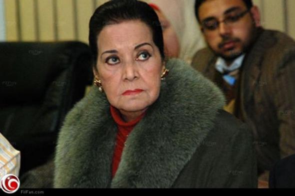الأطباء يمنعون مديحة يسري من مغادرة المستشفى