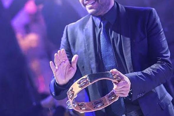 التأشيرة السبب وراء عدم سفر محمد حماقي لدبي