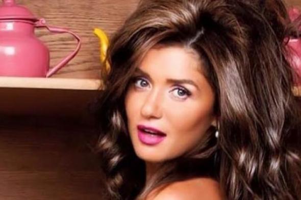 غادة عادل تشارك محمد خان حلمه المؤجل "بنات روز"