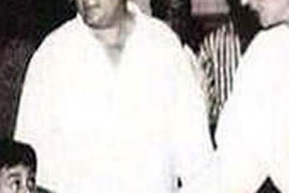 أميتاب باتشان يستعيد ذكرياته بنشر صورة مع رانبير كابور في صغره منذ 25 عاما