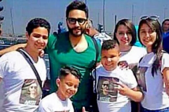 بالصور- تامر حسني يبدأ تصوير "لسه عند وعدي" مع أطفال The Voice Kids