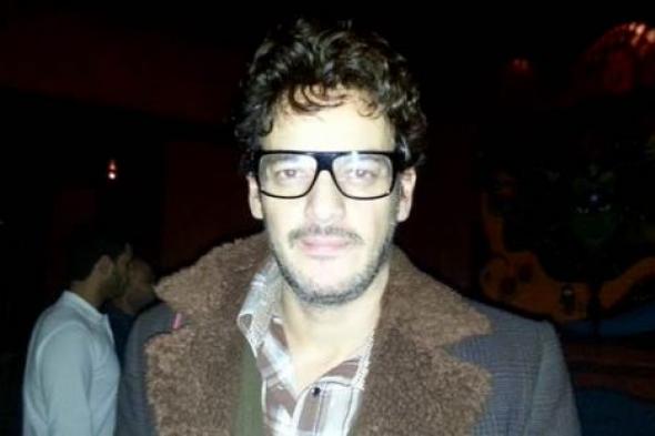 خالد أبو النجا: "متضامن مع شباب مصر الساخر ضد نظام أصبح مسخرة"