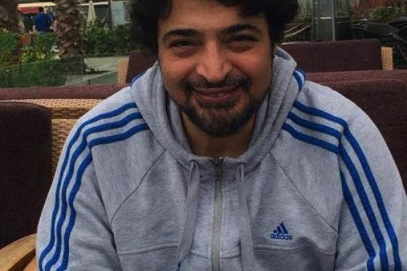 صورة .. حميد الشاعر يدعم مصر للطيران ويسافر علي خطوطها