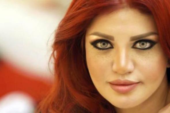 بالصور- ياسمين الخطيب كحورية البحر في جلسة تصوير جديدة
