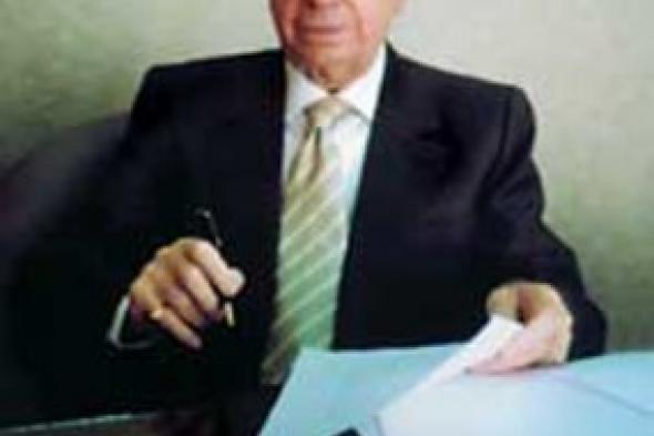 وفاة نادر أتاسي شيخ المنتجين العرب