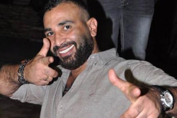 صورة - أحمد سعد يحتفل برمضان بعمل الكنافة البلدي