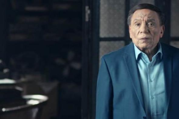 "مأمون وشركاه" .. 5 نقاط تؤخذ على عادل إمام فى إظهار الدين بشكل متطرف