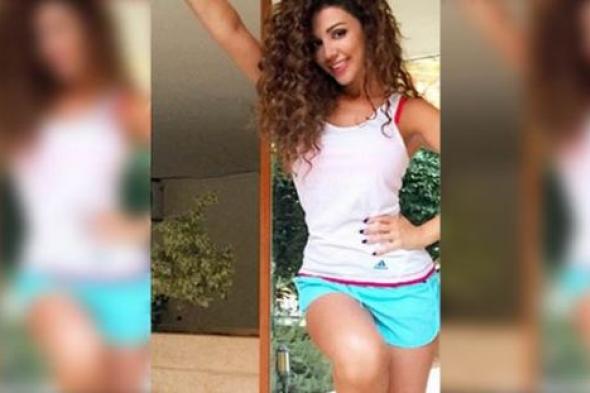 ميريام فارس تستعرض رشاقتها باللون الأسود