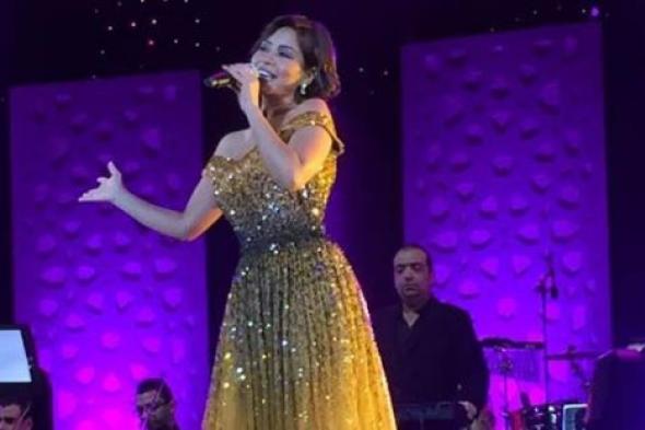 بالفيديو - بمناسبة 30 يونيو .. شيرين تغنى وتكتب وتلحن للمرة الأولى فى "عاشت مصر"