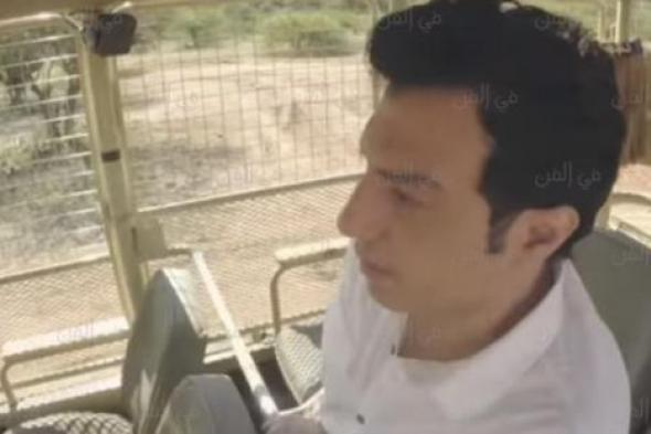 إيهاب توفيق يكشف سبب بكائه في برنامج "هاني في الأدغال"