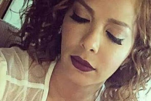 شاهد اصالة بملابس السباحة لأول مرة مع توأمها