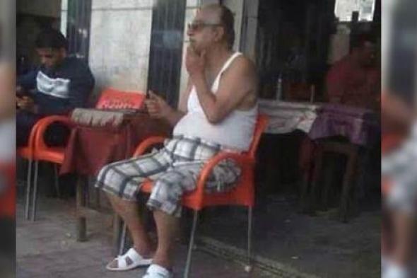 أحمد راتب لـ "في الفن": لهذه الأسباب جلست على المقهى بـ"الفانلة" و"الشبشب".. هو أنا مجنون!