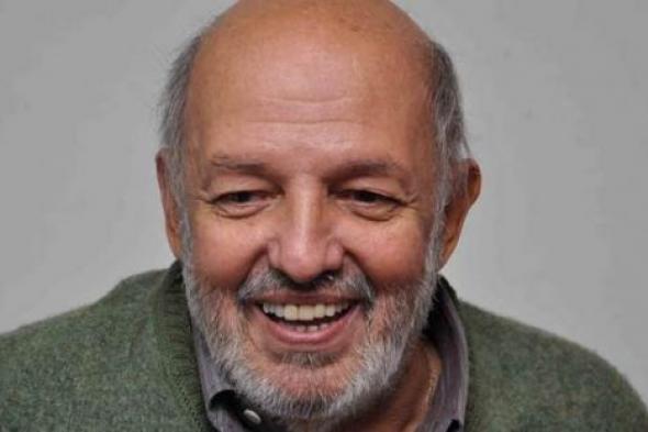 عزاء المخرج محمد خان الجمعة المقبلة بمسجد عمر مكرم