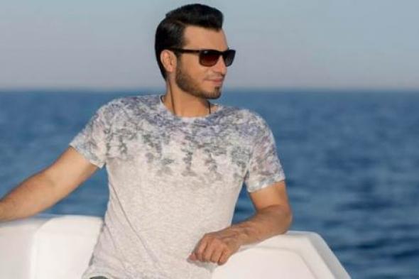 تعرف على تفاصيل ألبوم إيهاب توفيق "كل يوم يحلو"