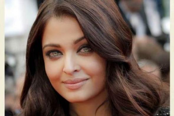 الممثلة الهندية آيشواريا راي تجتمع في فيلم جديد مع شاه روخ خان