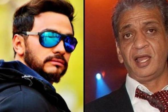 بالصور- السبكي يتعاقد مع تامر حسني على "البنطلون" بحضور محمد سامي
