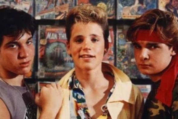 بعد Vampire Diaries.. تحويل فيلم مصاصي الدماء Lost Boys إلى مسلسل من 7 أجزاء