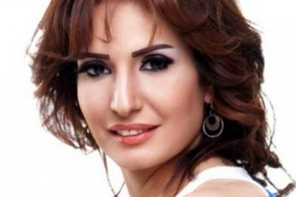 بالصور- أمل رزق تهنئ ابنتها بأول بطولة سينمائية لها