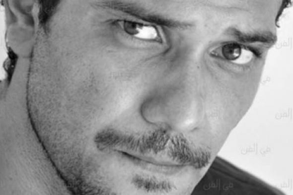 آسر ياسين وأحمد حاتم يهنئون بطل الاسكواش رامي عاشور