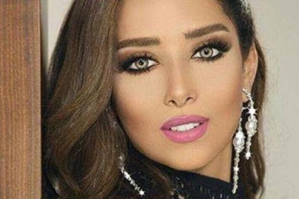 صورة- بلقيس تتسلم زر اليوتيوب الفضي من "جوجل"