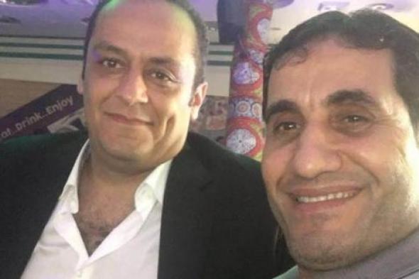 بالصور- أحمد شيبة مذيعا لأول مرة