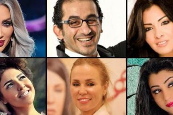 بالصور- يوميات المشاهير على مواقع التواصل الاجتماعي أيتن عامر مع زوجها على الشاطئ و الفنانات ينشرن صورهن في حفل زفاف حنان مطاوع