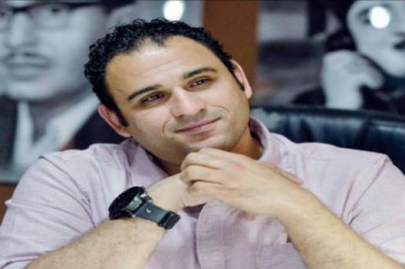 أكرم حسني: صدفة تجمع عيد ميلادي مع "كلب بلدي"