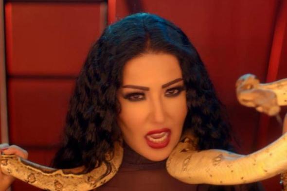 بالفيديو- أصعب مشاهد سمية الخشاب في "يا مسكين".. فستانها يتمزق وتسقط من على السلم