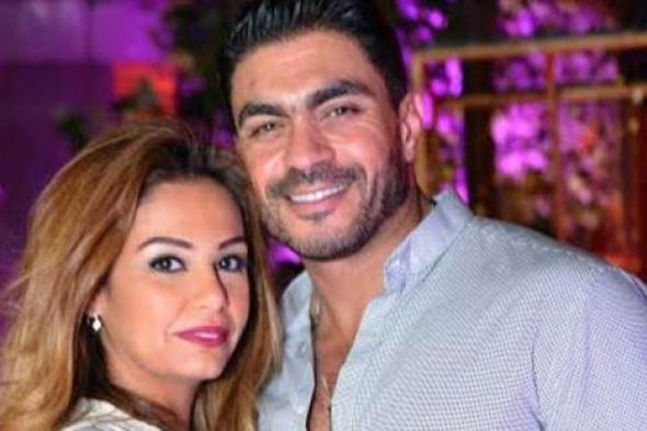 خالد سليم يحتفل بذكرى زواجه برسالة رومانسية لزوجته